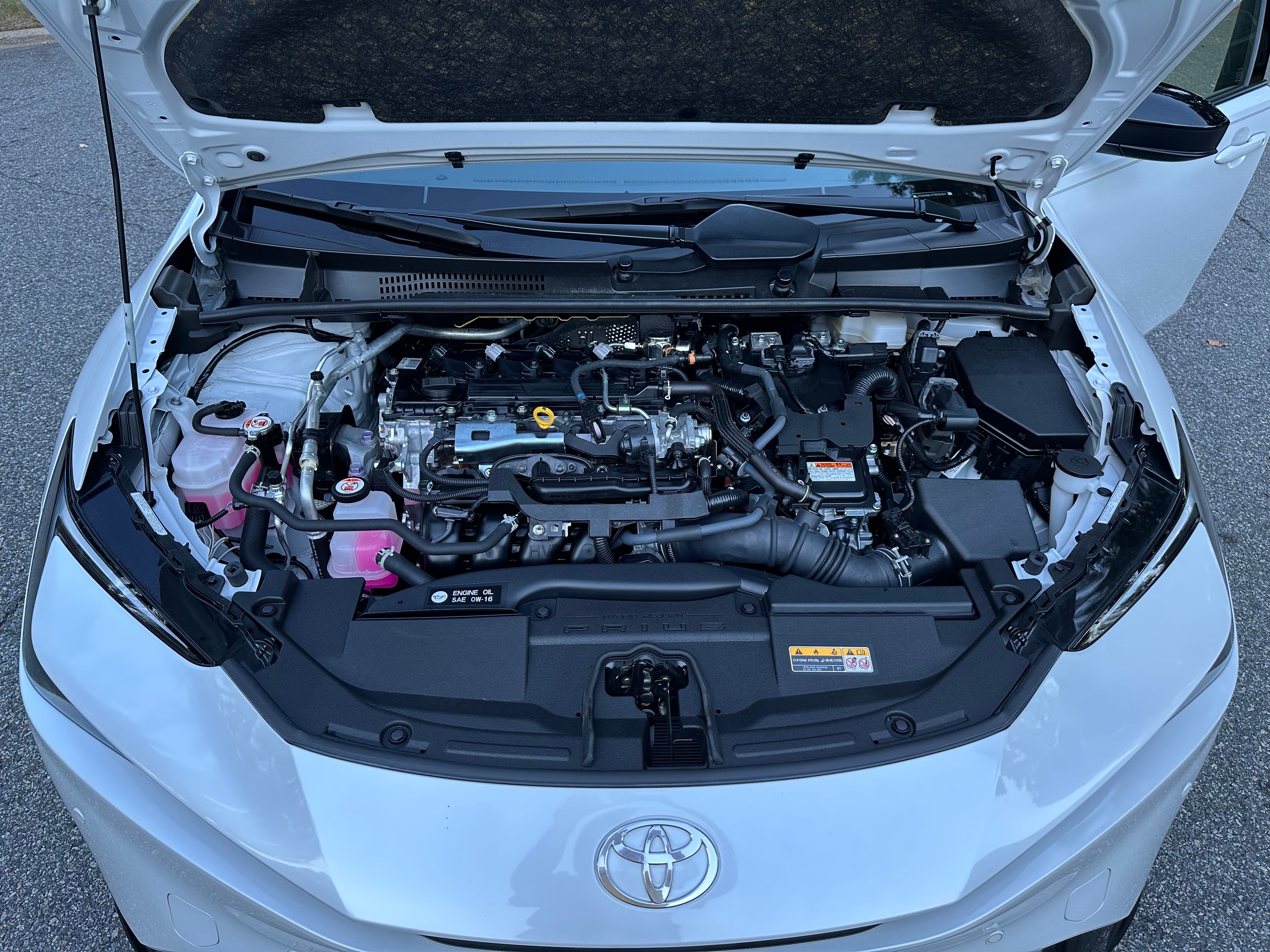 Used 2023 Toyota Prius XLE AWD/4WD image 12