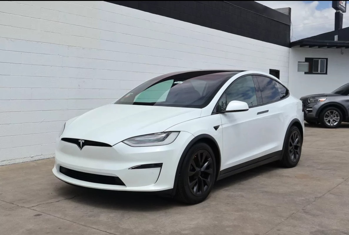 Used 2022 Tesla Model X Plaid AWD/4WD image 12