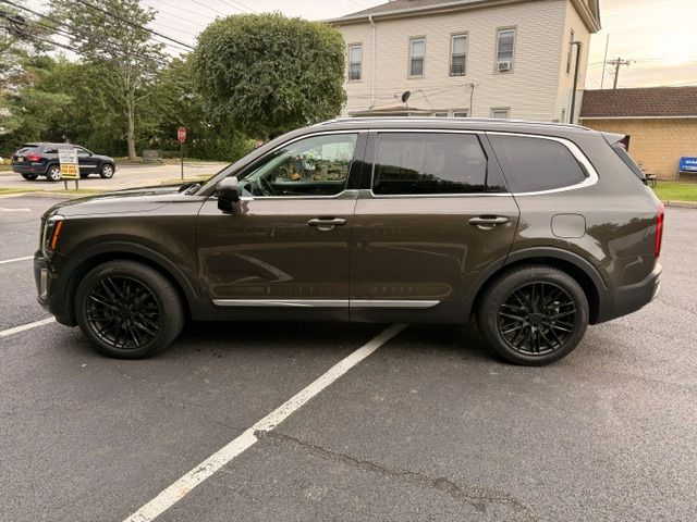 Used 2020 Kia Telluride EX AWD/4WD image 4