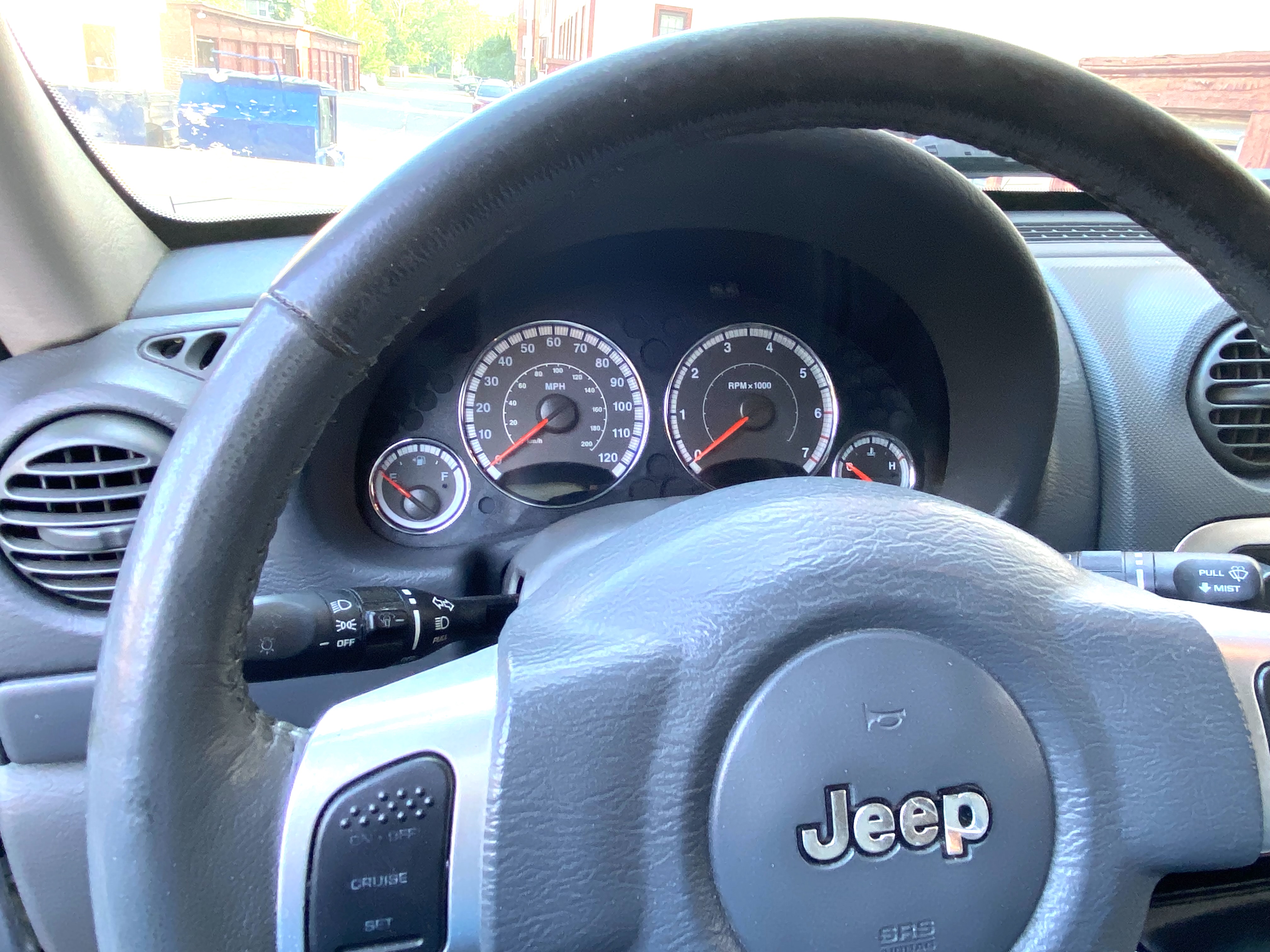 Used 2007 Jeep Liberty Limited AWD/4WD image 13