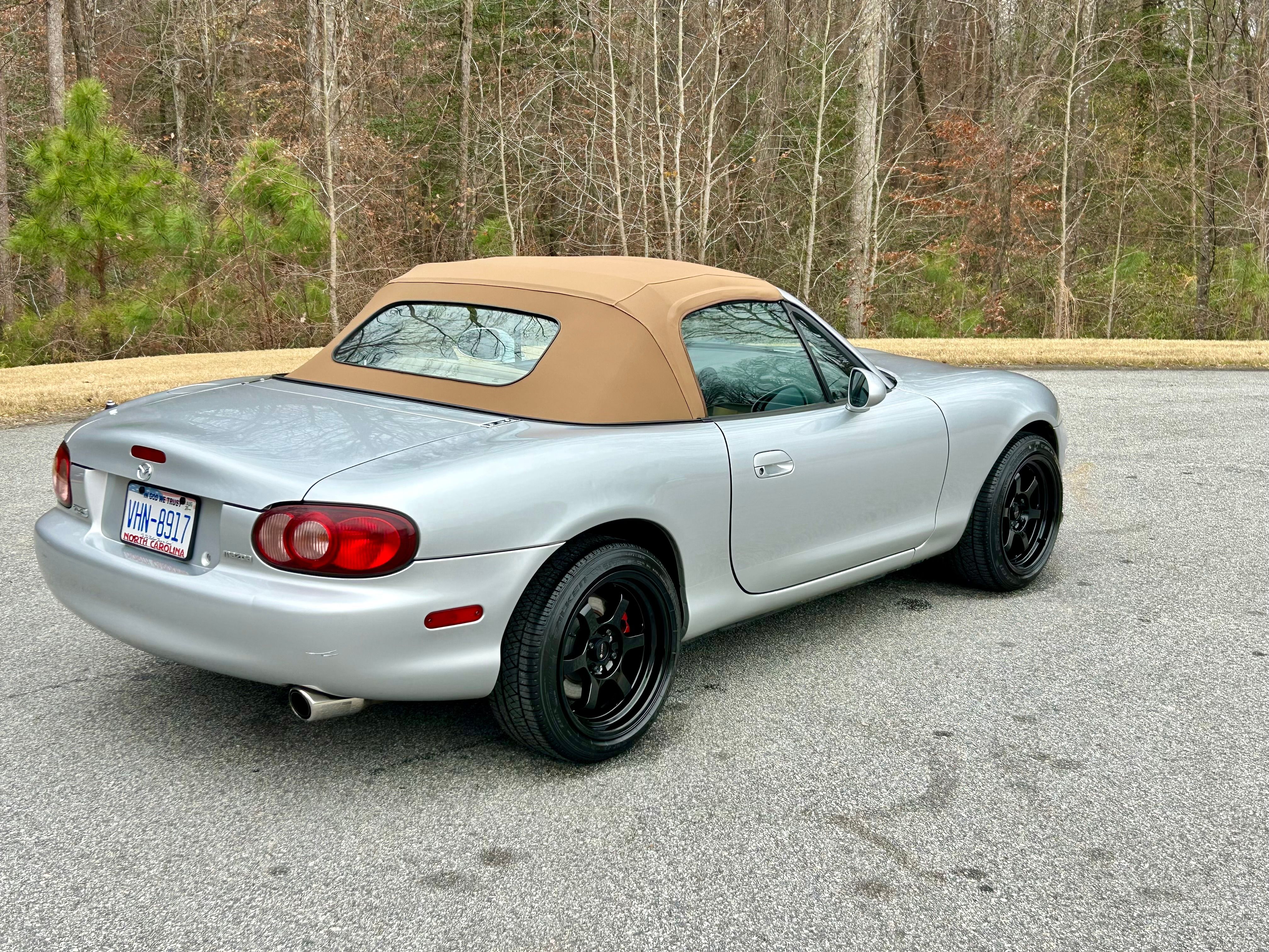 Used 2001 MAZDA MX-5 Miata LS RWD image 6
