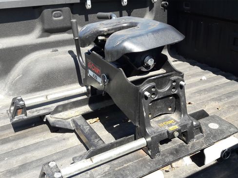 Used 2019 GMC Sierra 2500 SLT AWD/4WD image 16