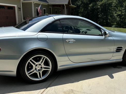 Used 2007 Mercedes-Benz SL 550 image 8