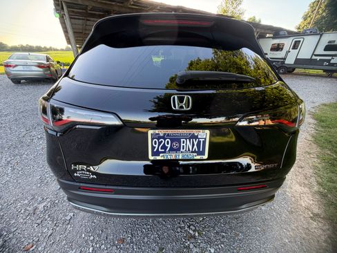 Used 2025 Honda HR-V Sport image 5