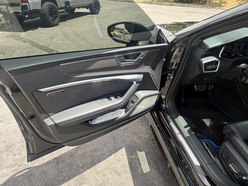 Used 2022 Audi RS 7 Sportback AWD/4WD image 26