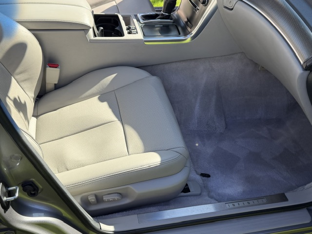Used 2008 INFINITI M35 w/ Technology Pkg RWD image 15
