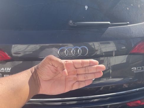 Used 2015 Audi Q5 3.0T Premium Plus w/ Technology Package image 11