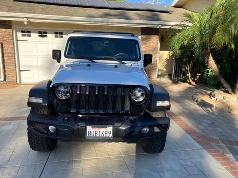 Used 2021 Jeep Wrangler Unlimited Sport image 14