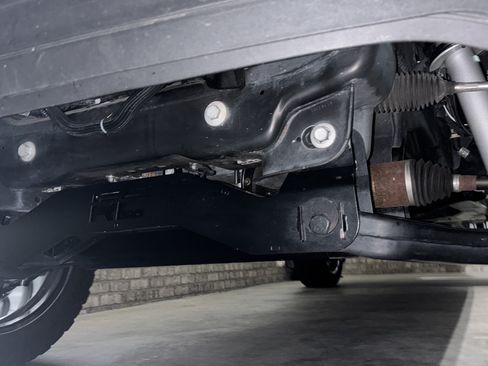 Used 2021 Ford F150 Lariat w/ Equipment Group 502A High image 11