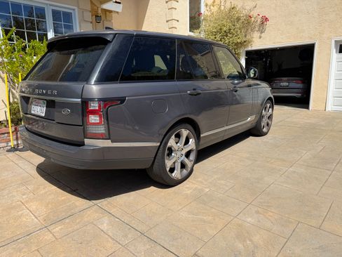 Used 2017 Land Rover Range Rover Supercharged AWD/4WD image 8