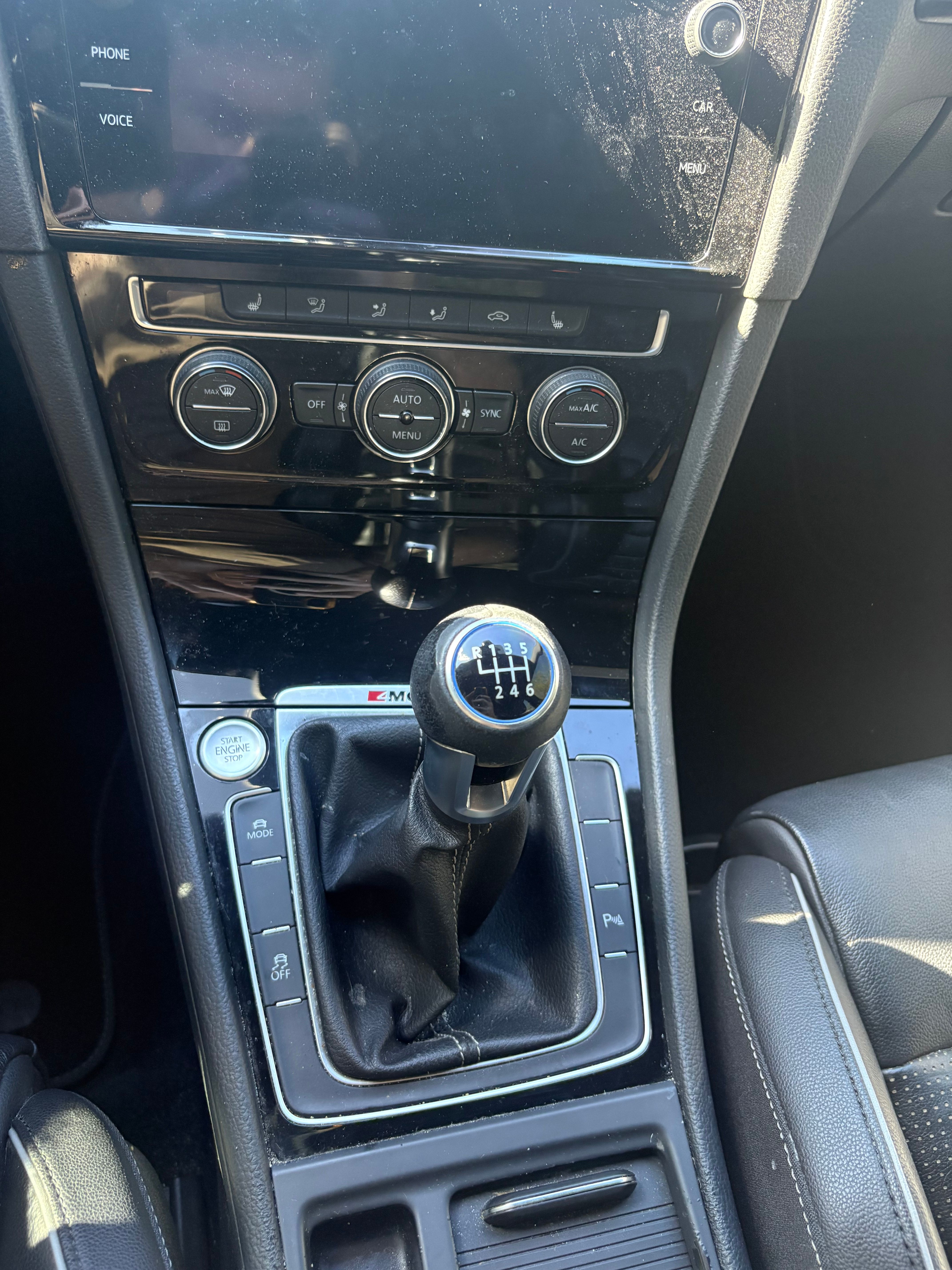 Used 2019 Volkswagen Golf R 4-Door AWD/4WD image 13