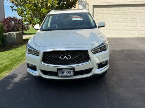 Used 2019 INFINITI QX60 Luxe w/ Essential Package AWD/4WD image 1