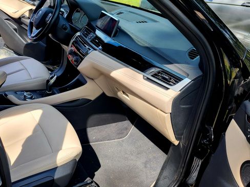 Used 2021 BMW X1 xDrive28i image 17