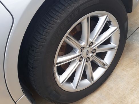 Used 2018 Ford Flex Limited image 12