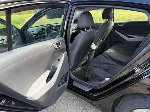 Used 2022 Hyundai Ioniq Blue image 21