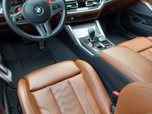 Used 2022 BMW M3 Competition w/ M Carbon Exterior Package image 10