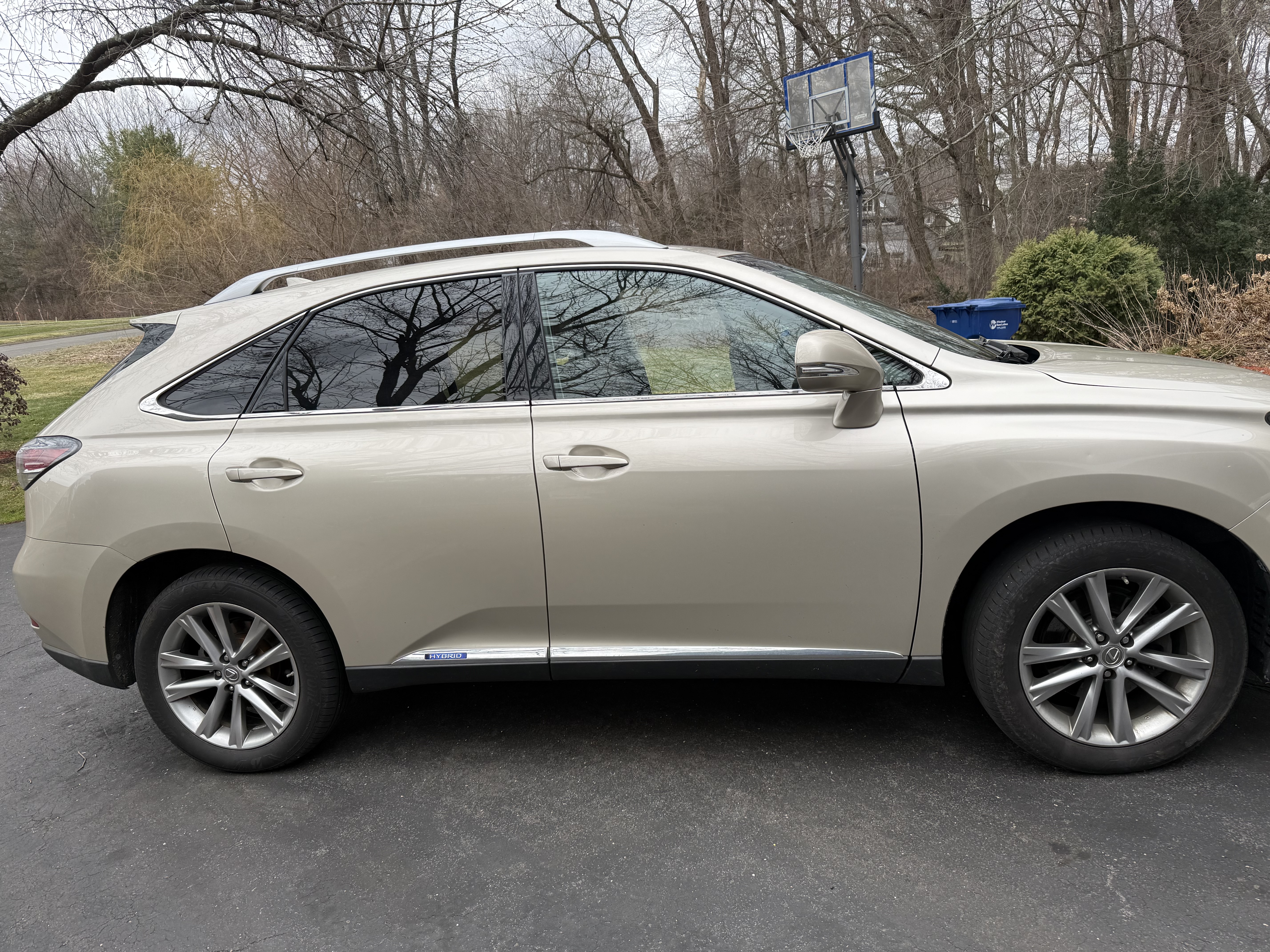 Used 2015 Lexus RX 450h AWD image 2