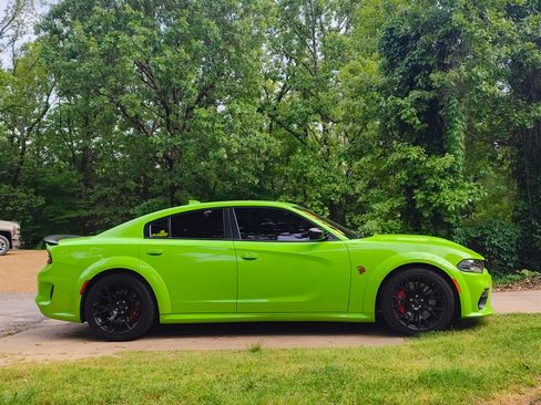 Used 2023 Dodge Charger SRT Hellcat image 2