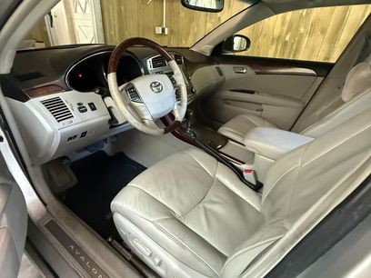 Used 2011 Toyota Avalon Limited