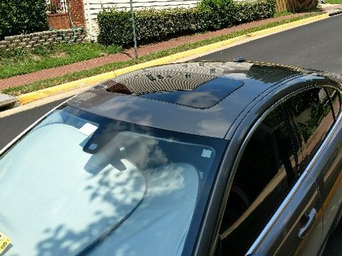 Used 2011 Jaguar XF Premium image 25