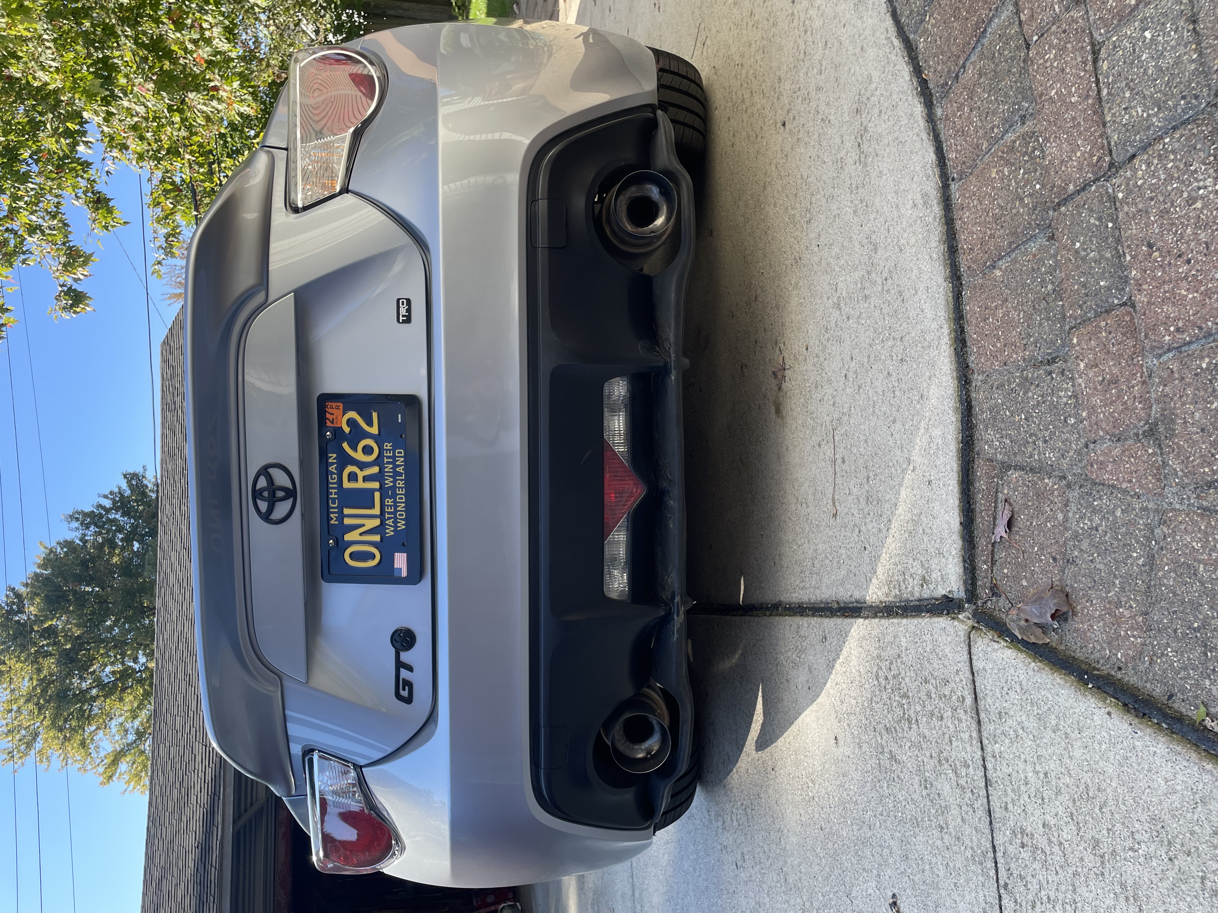 Used 2015 Scion FR-S RWD image 17