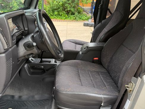 Used 2001 Jeep Wrangler SE AWD/4WD image 20