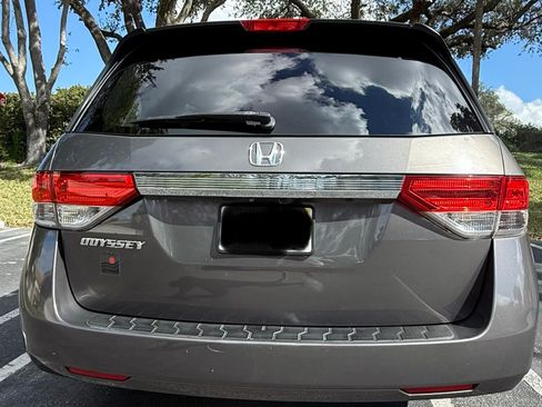Used 2015 Honda Odyssey EX image 8