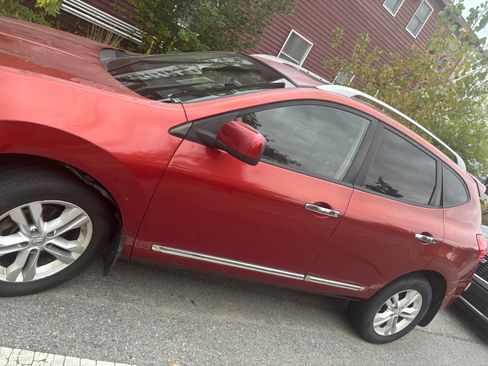 Used 2012 Nissan Rogue SV w/ Premium Pkg image 1