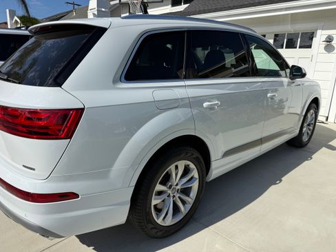 Used 2019 Audi Q7 2.0T Premium AWD/4WD image 8