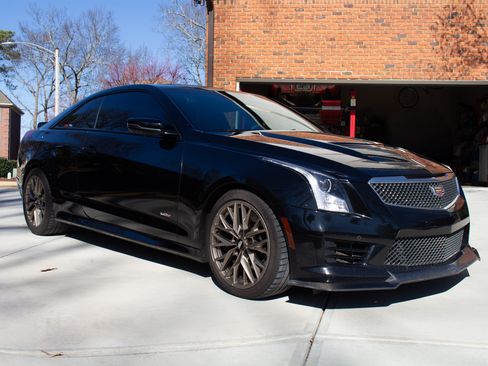 Used 2016 Cadillac ATS V w/ Luxury Package image 17