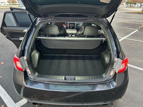 Used 2010 Subaru Impreza WRX STI image 16