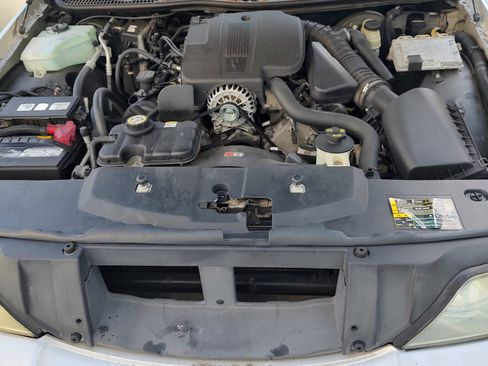 Used 2005 Lincoln Town Car Signature image 10