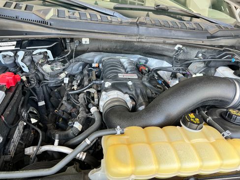 Used 2020 Ford F150 Lariat w/ Equipment Group 502A Luxury image 13