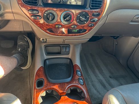 Used 2006 Toyota Tundra Limited image 8