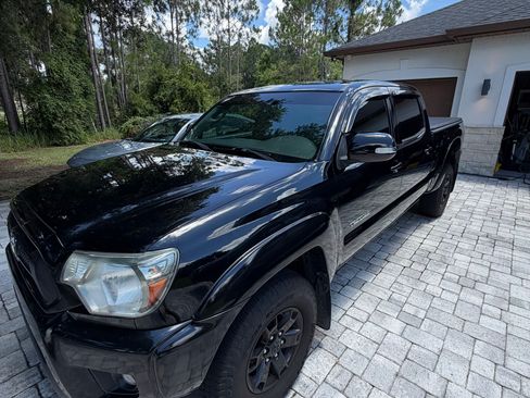 Used 2014 Toyota Tacoma 4x4 Double Cab w/ SR Package image 10