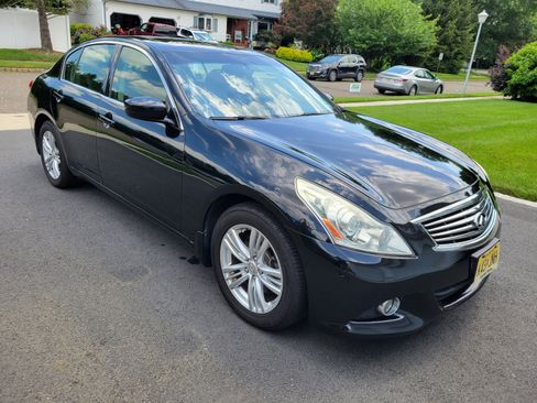 Used 2013 INFINITI G37 x Sedan w/ Premium Pkg image 4