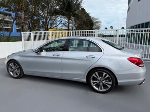 Used 2017 Mercedes-Benz C 300 Sedan image 2
