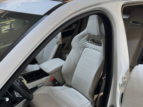 Used 2024 Jaguar F-PACE SVR image 16