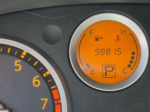 Used 2008 Nissan Sentra 2.0 SL w/ Sunroof Pkg FWD image 10
