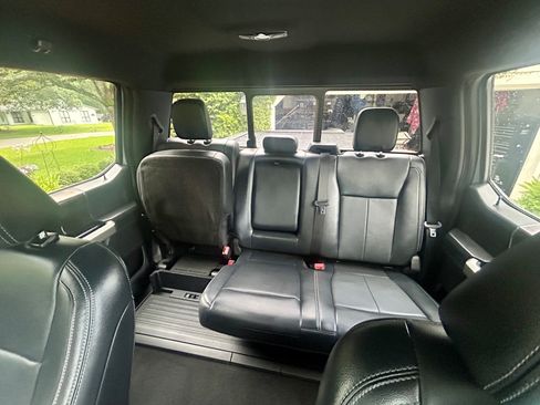 Used 2022 Ford F250 Lariat w/ Black Appearance Package AWD/4WD image 26