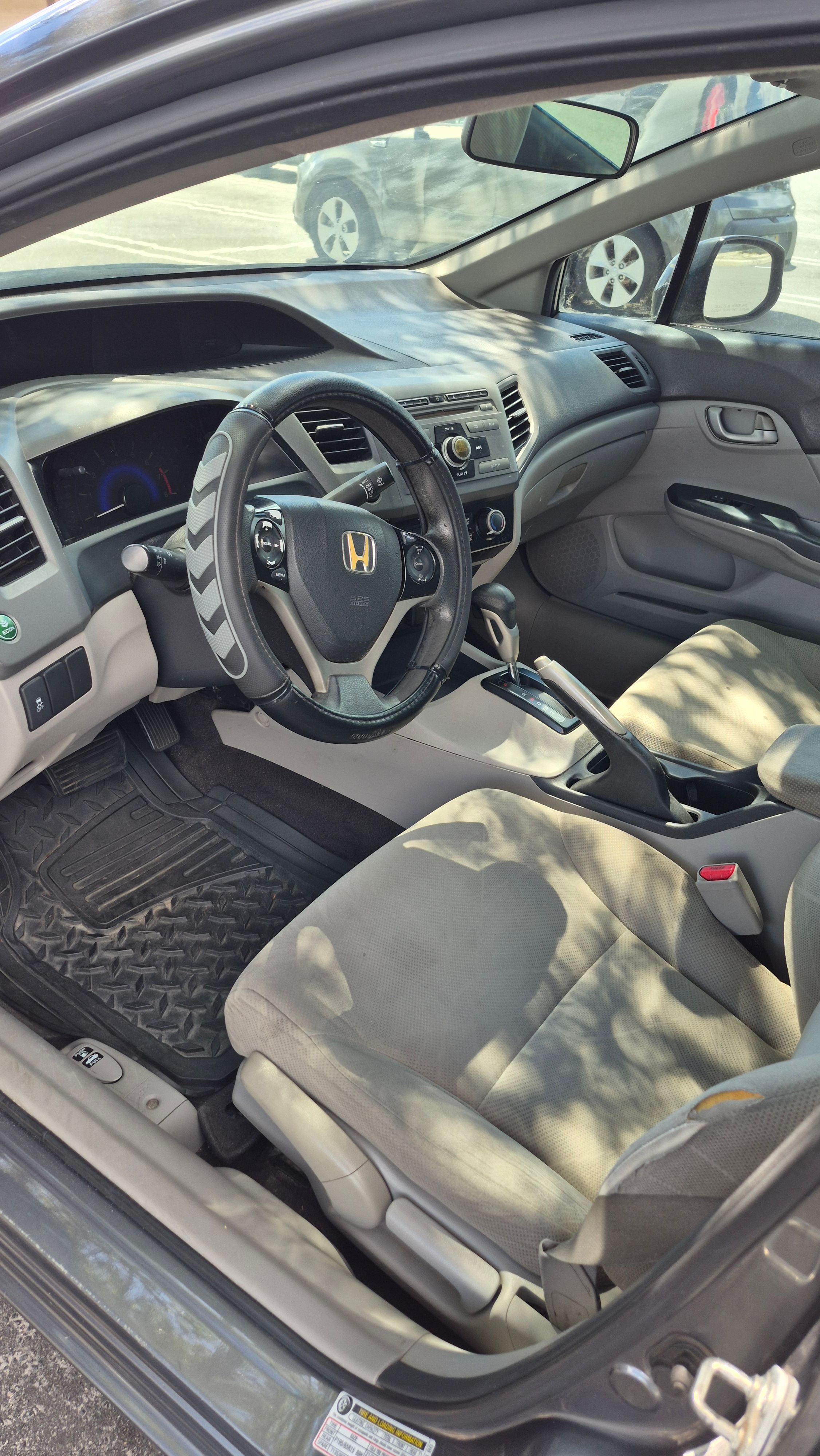 Used 2012 Honda Civic LX image 10