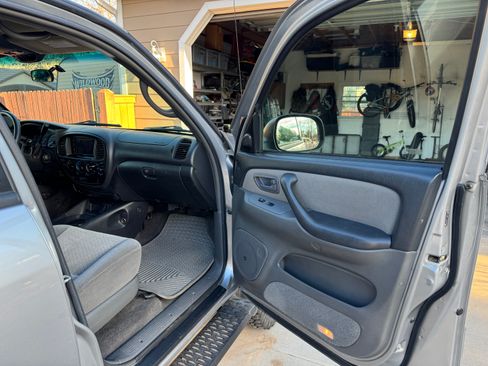 Used 2006 Toyota Tundra SR5 image 17