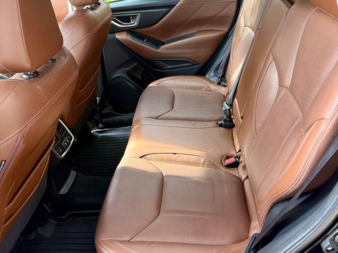 Used 2019 Subaru Forester Touring w/ Popular Package #3 AWD/4WD image 5