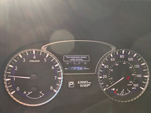 Used 2019 INFINITI QX60 Luxe w/ Essential Package image 10