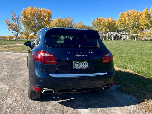 Used 2012 Porsche Cayenne S image 5