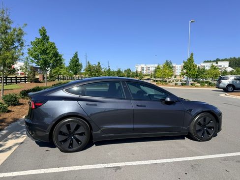 Used 2025 Tesla Model 3 Long Range RWD image 2