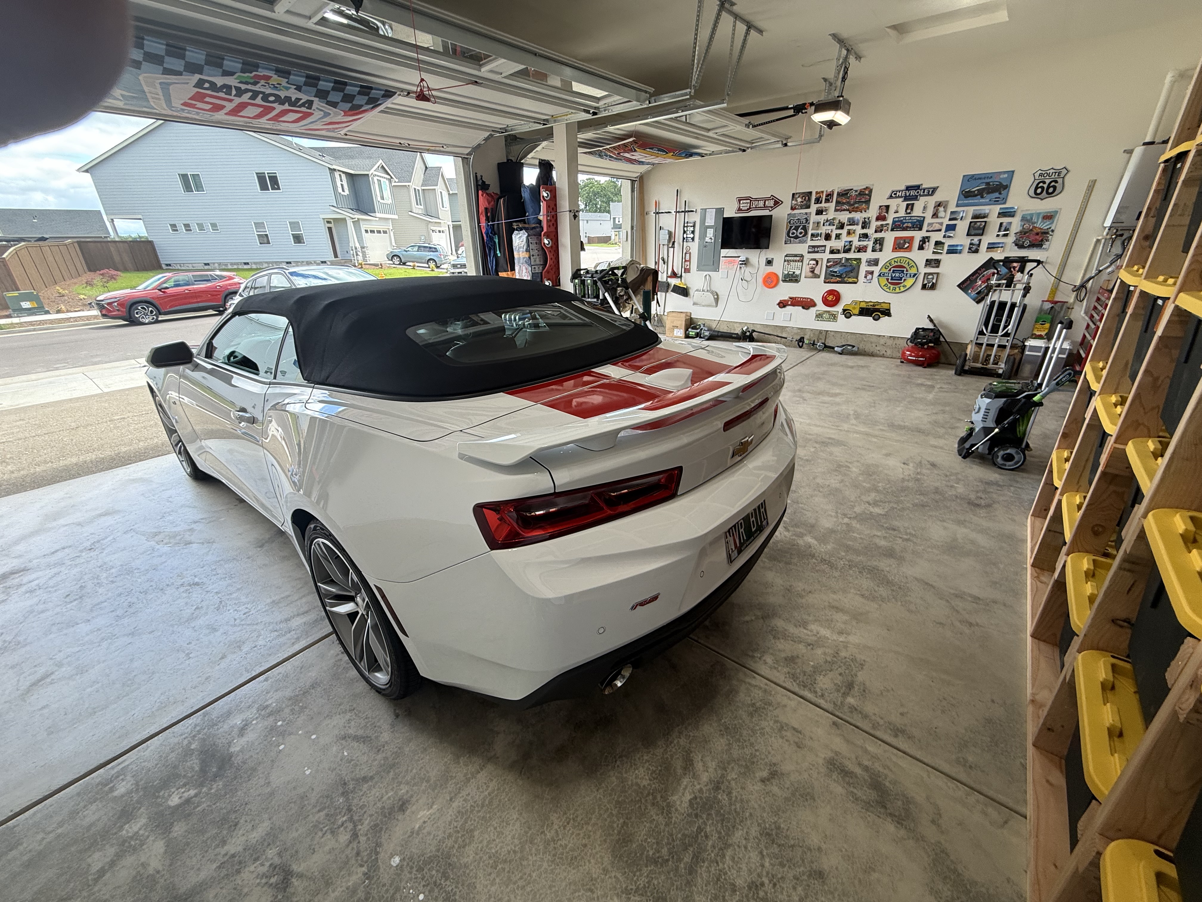 Used 2017 Chevrolet Camaro LT RWD image 13