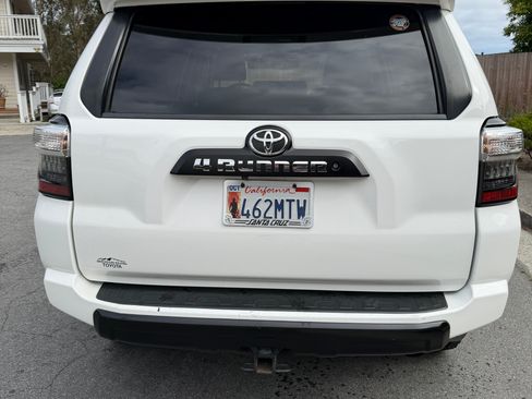 Used 2016 Toyota 4Runner Trail Premium AWD/4WD image 5