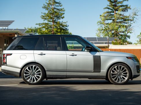Used 2018 Land Rover Range Rover Autobiography AWD/4WD image 11