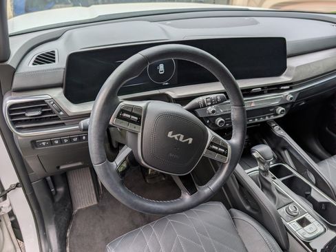 Used 2024 Kia Telluride SX X-Line AWD/4WD image 16